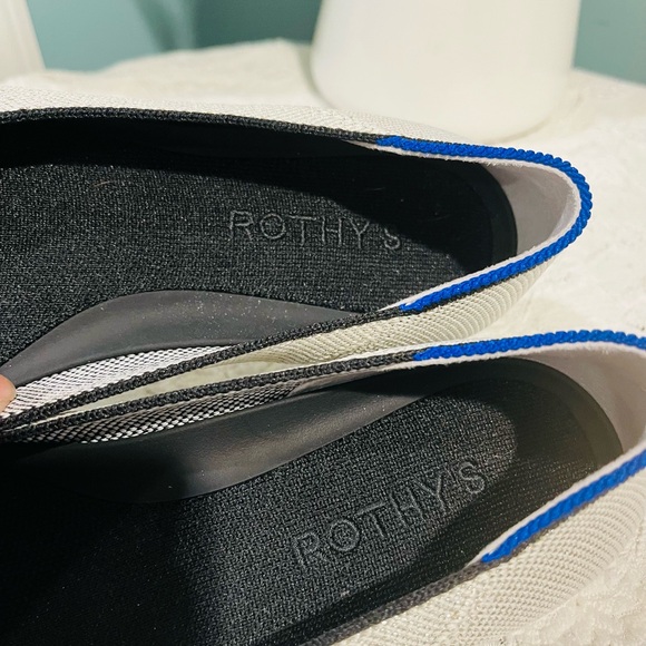 NEW ROTHY’S FLATS - Picture 8 of 11